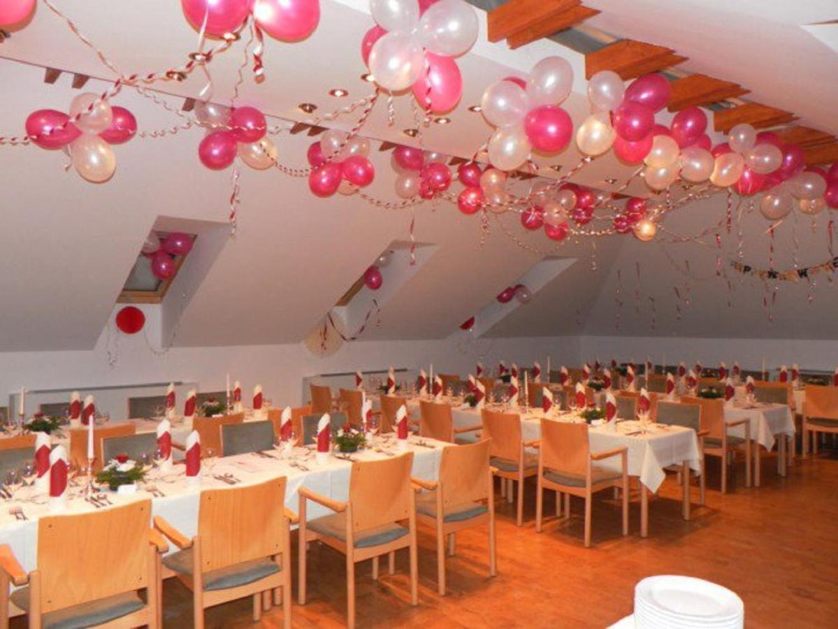 Magita Hotel Basko Ngoại thất bức ảnh